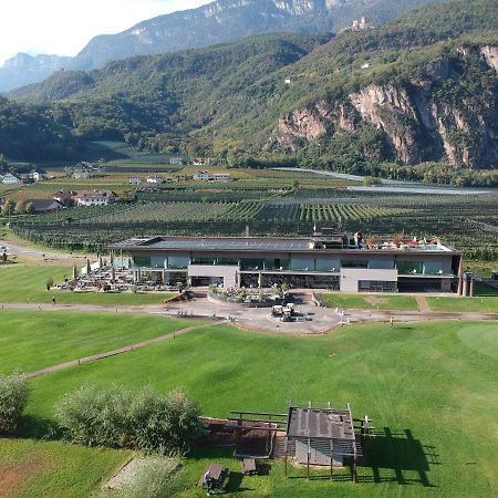 The Lodge Sporthotel - Golfclub Eppan Appiano Sulla Strada Del Vino Eksteriør bilde
