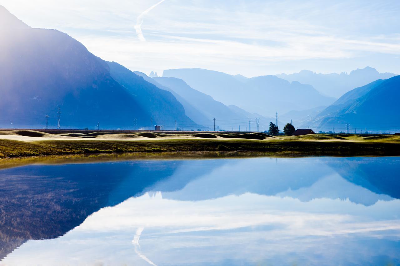 The Lodge Sporthotel - Golfclub Eppan Appiano Sulla Strada Del Vino Eksteriør bilde